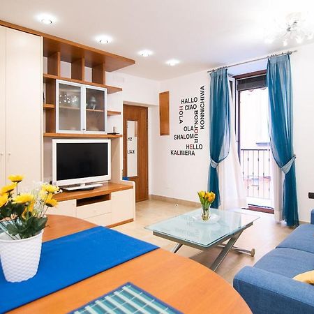 La Stella Di Chiaia Apartman Nápoly Kültér fotó
