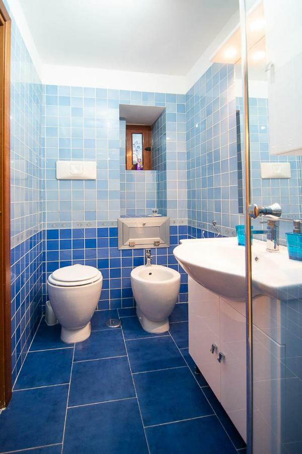 La Stella Di Chiaia Apartman Nápoly Kültér fotó