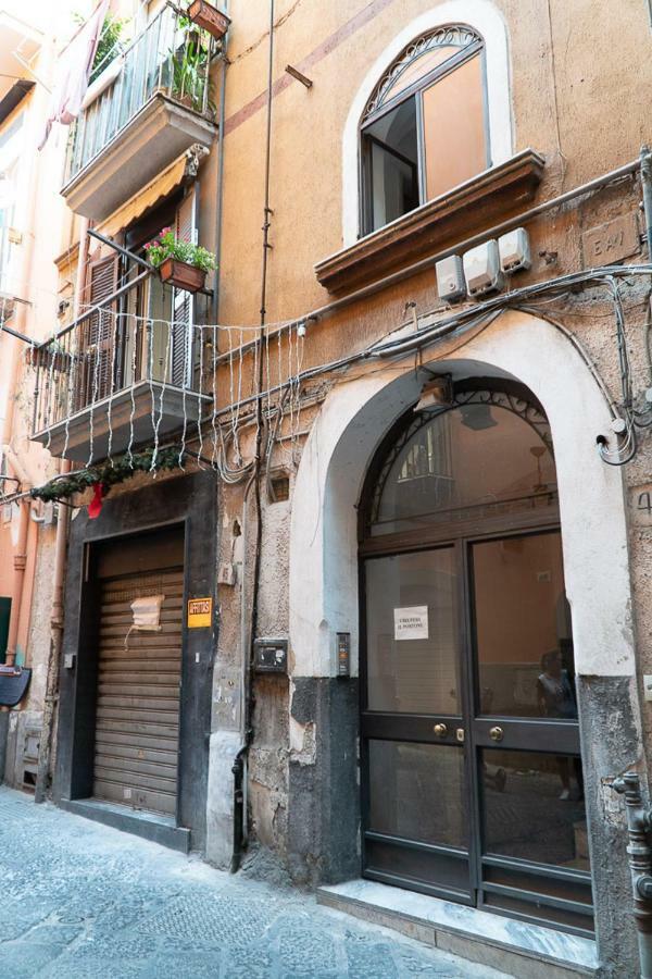 La Stella Di Chiaia Apartman Nápoly Kültér fotó